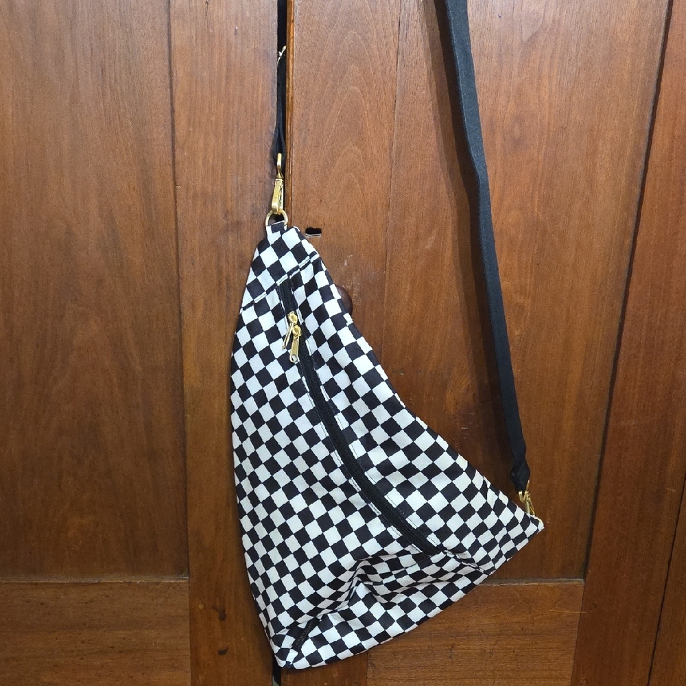 Canvelle Limited Print Oversized Sling Bag NEW